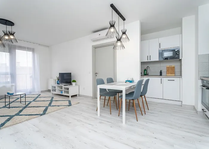 Luxy Hollo Gozsdu Court Budapest