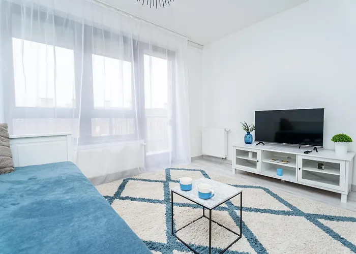 Luxy Hollo Gozsdu Court アパート