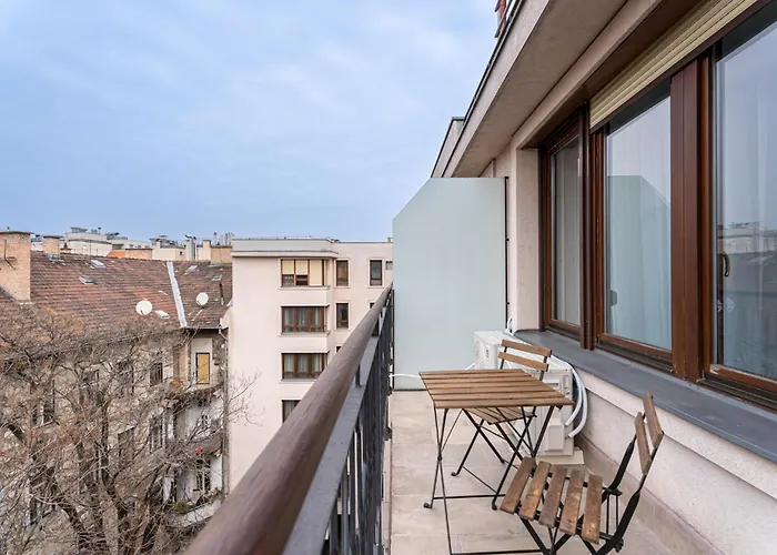 Luxy Hollo Gozsdu Court Appartement Boedapest